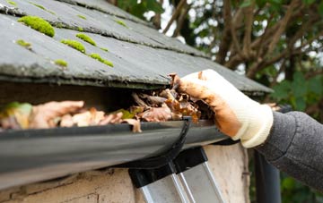 gutter cleaning Winsdon Hill, Bedfordshire
